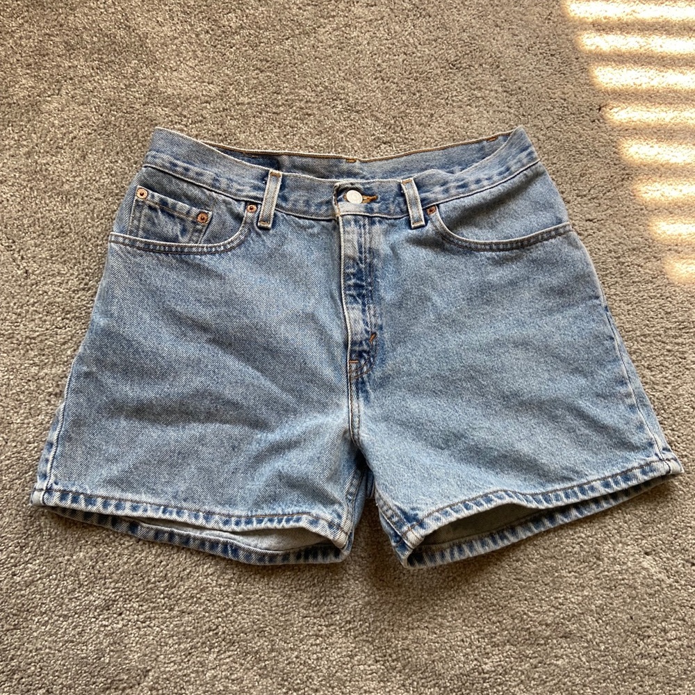 VINTAGE LEVIS SHORTS